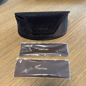 Tom Ford Sunglasses Case & 2 Lens Clothes